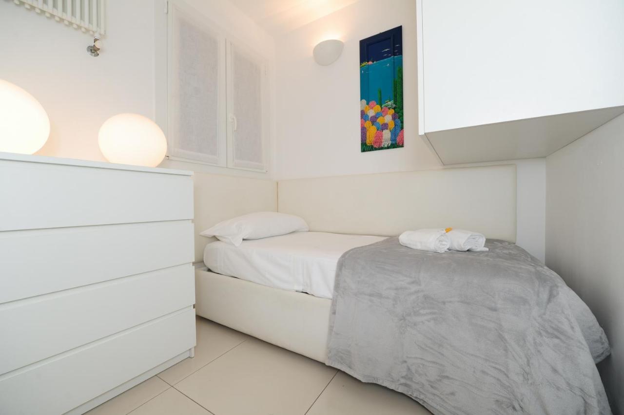 La Suite des Anges Res. Negresco Five stars Holiday House Nice Buitenkant foto